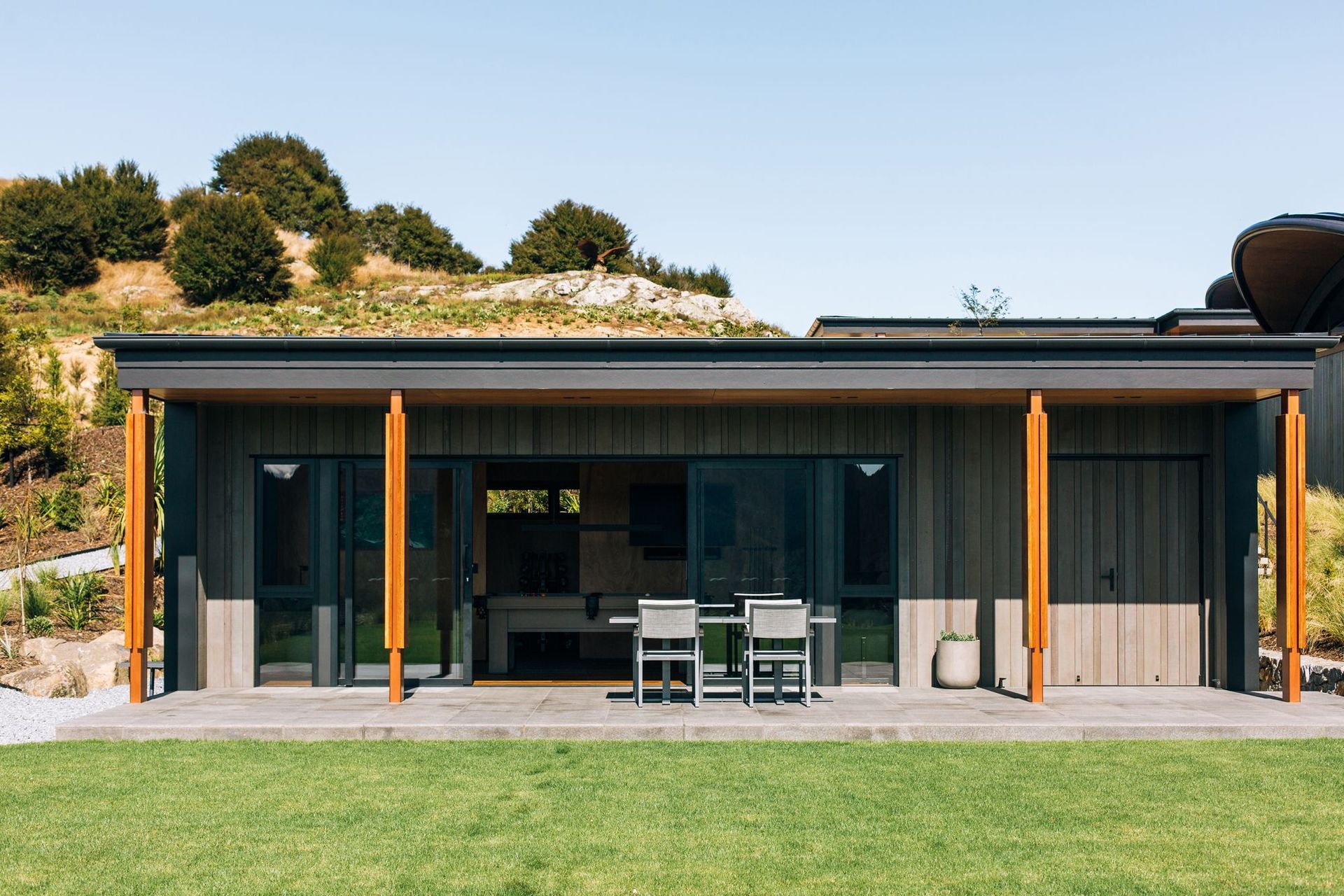 Stonefly Lodge - Falcon Brae Villa