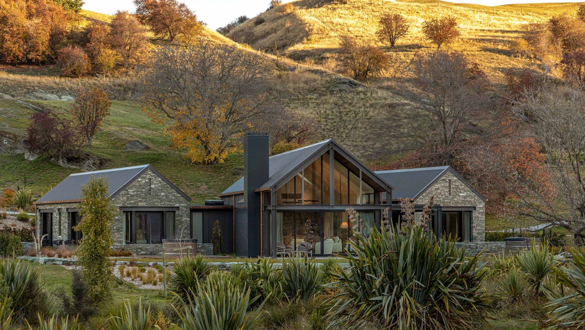 Willow Glen Residence - Millbrook Resort banner