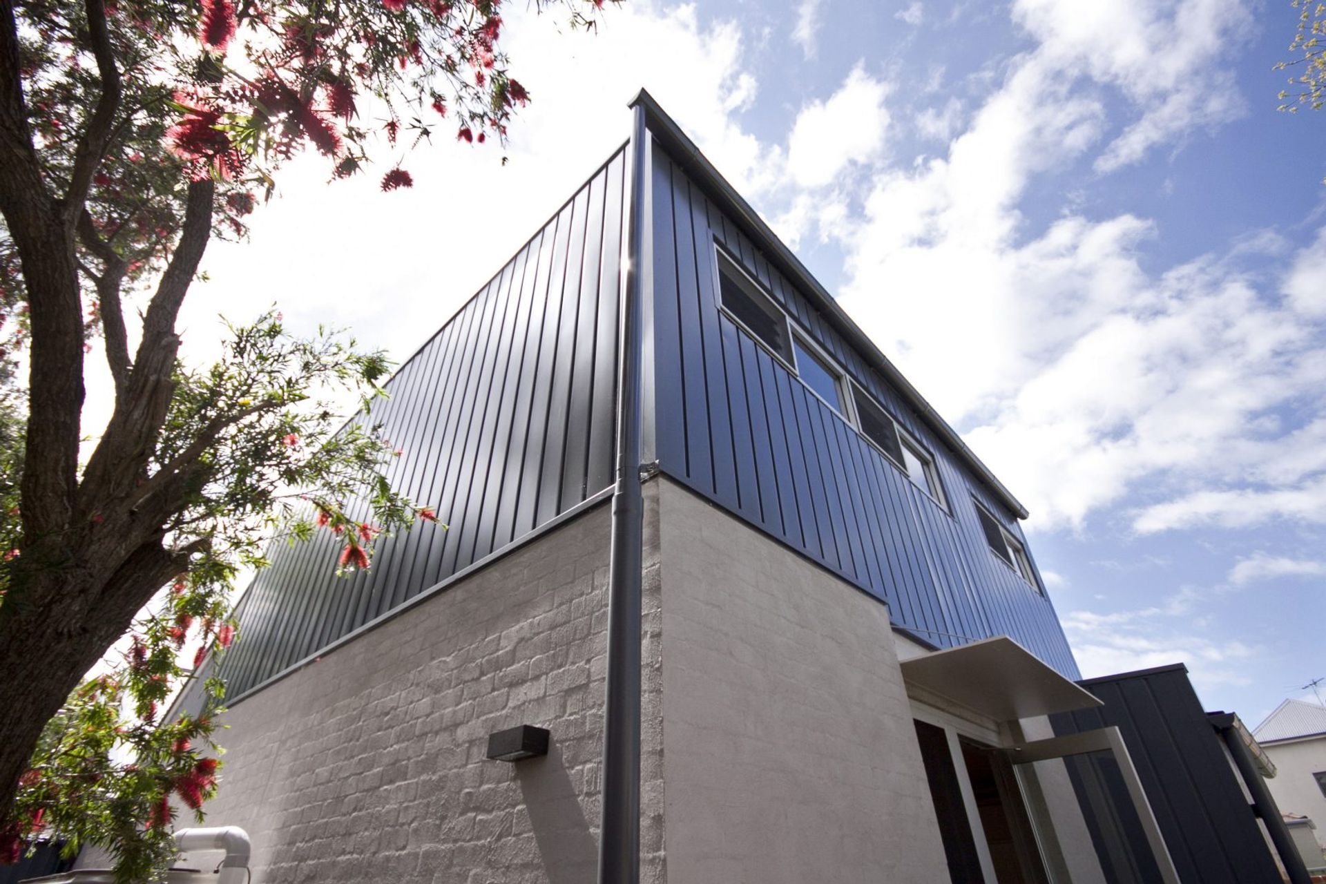 Suters Sunnyside Residence