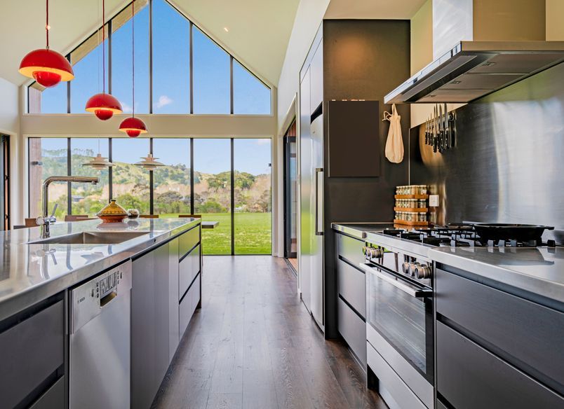 Under the mountain with a style of their own