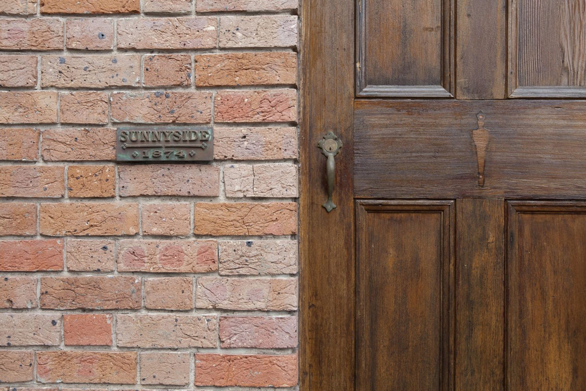 Suters Sunnyside Residence