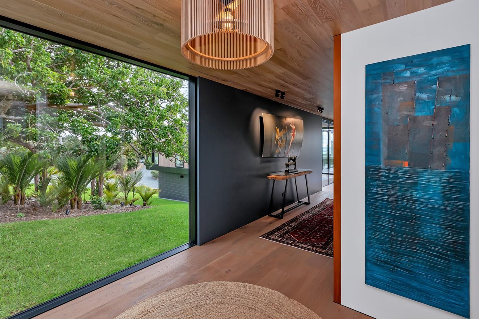 House Of The Year, Special Branch