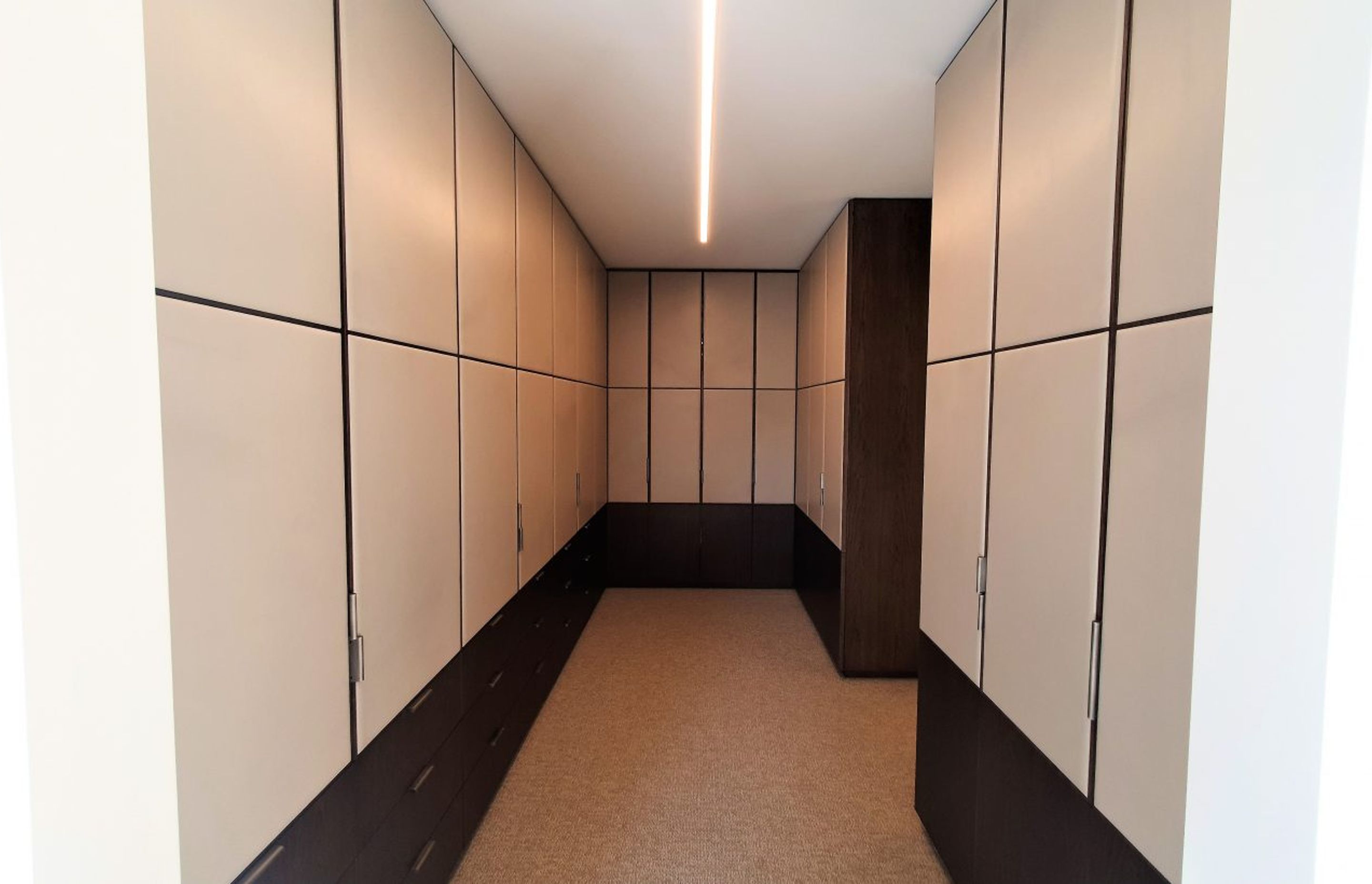 Photo inspiration: Fresh Look at Mcmahons Point Penthouse By Scarelli Joinery
