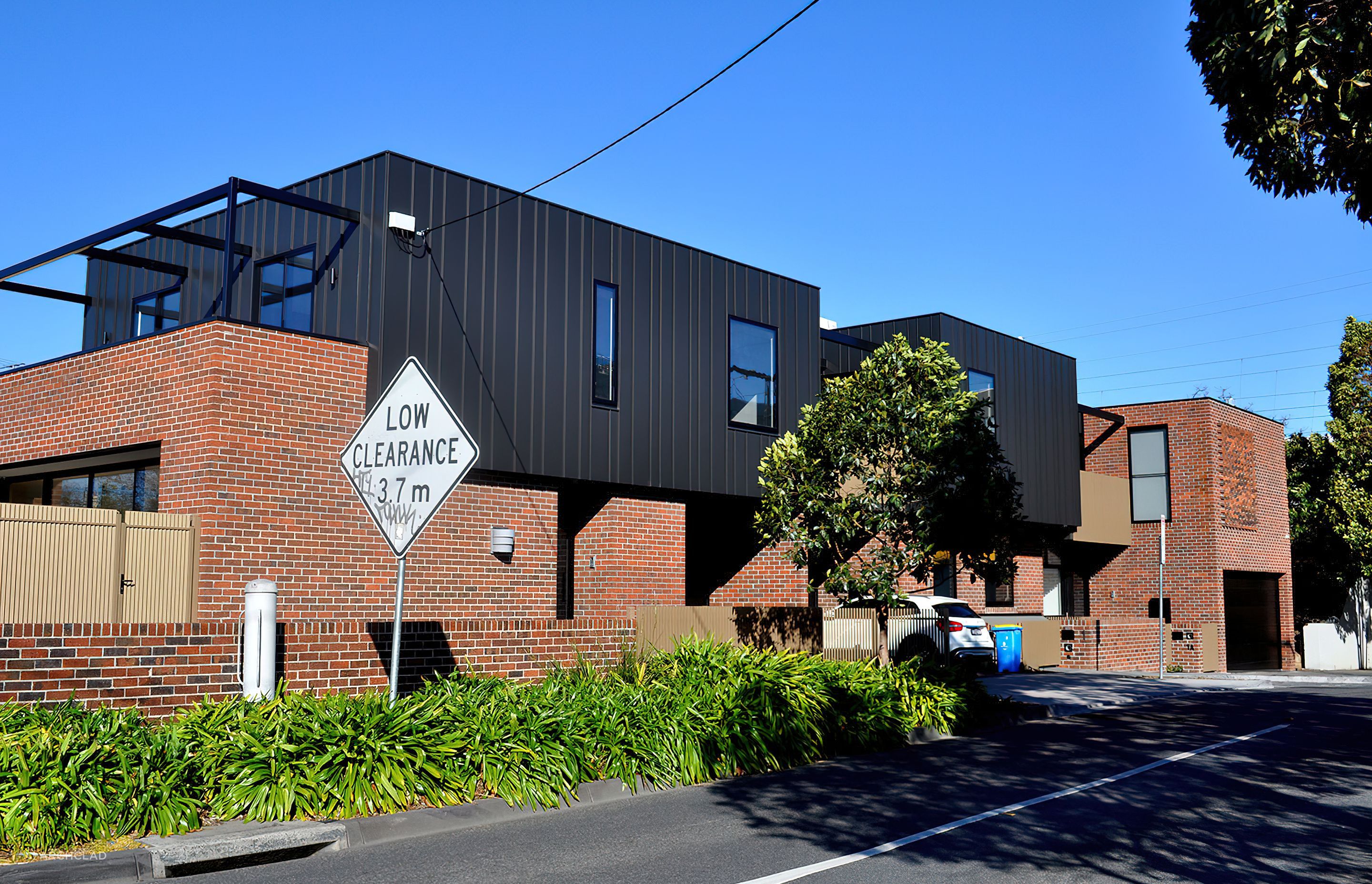 Victoria Road, Hawthorn East VIC by Archclad ArchiPro AU