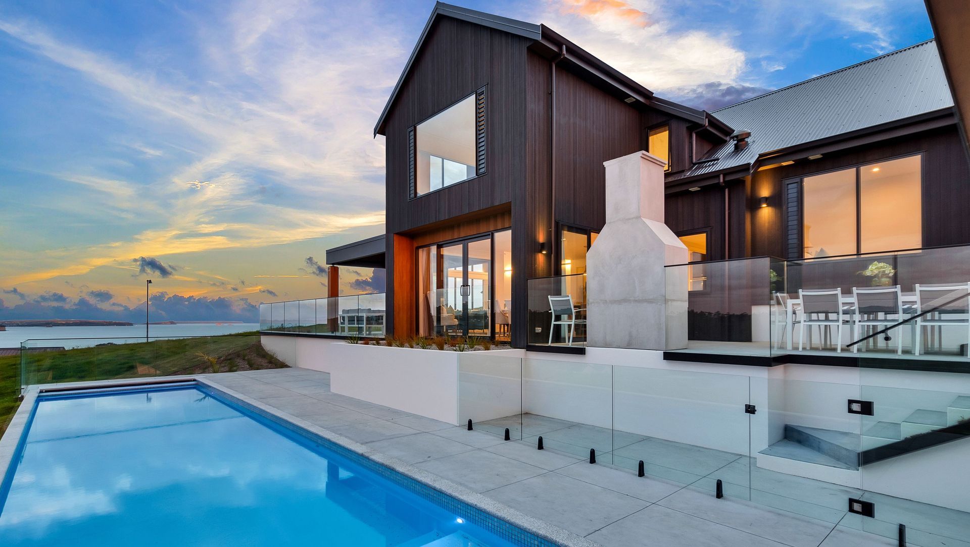 A coastal and countryside oasis banner