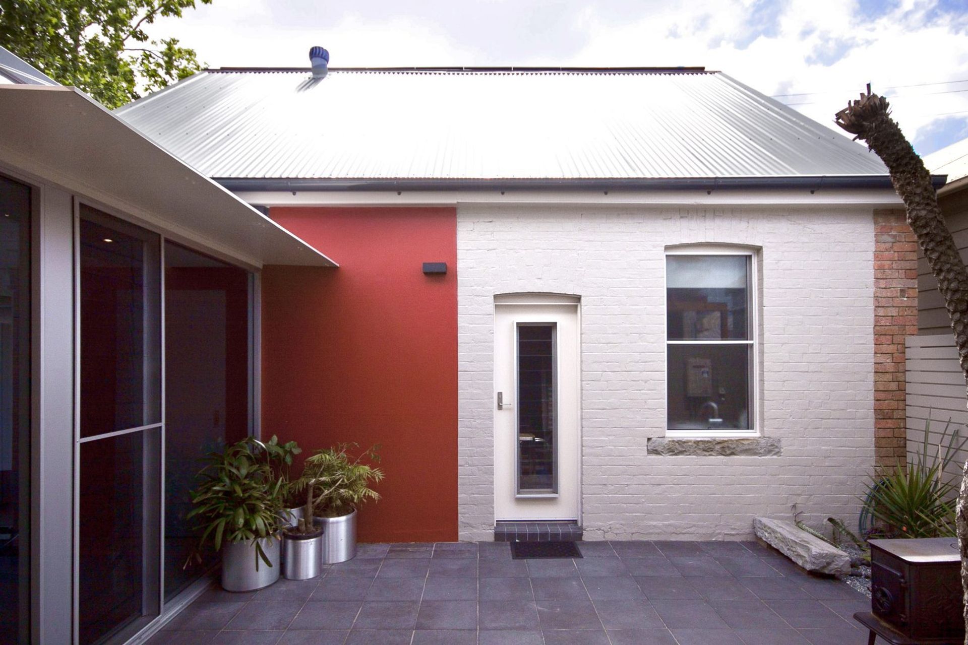 Suters Sunnyside Residence