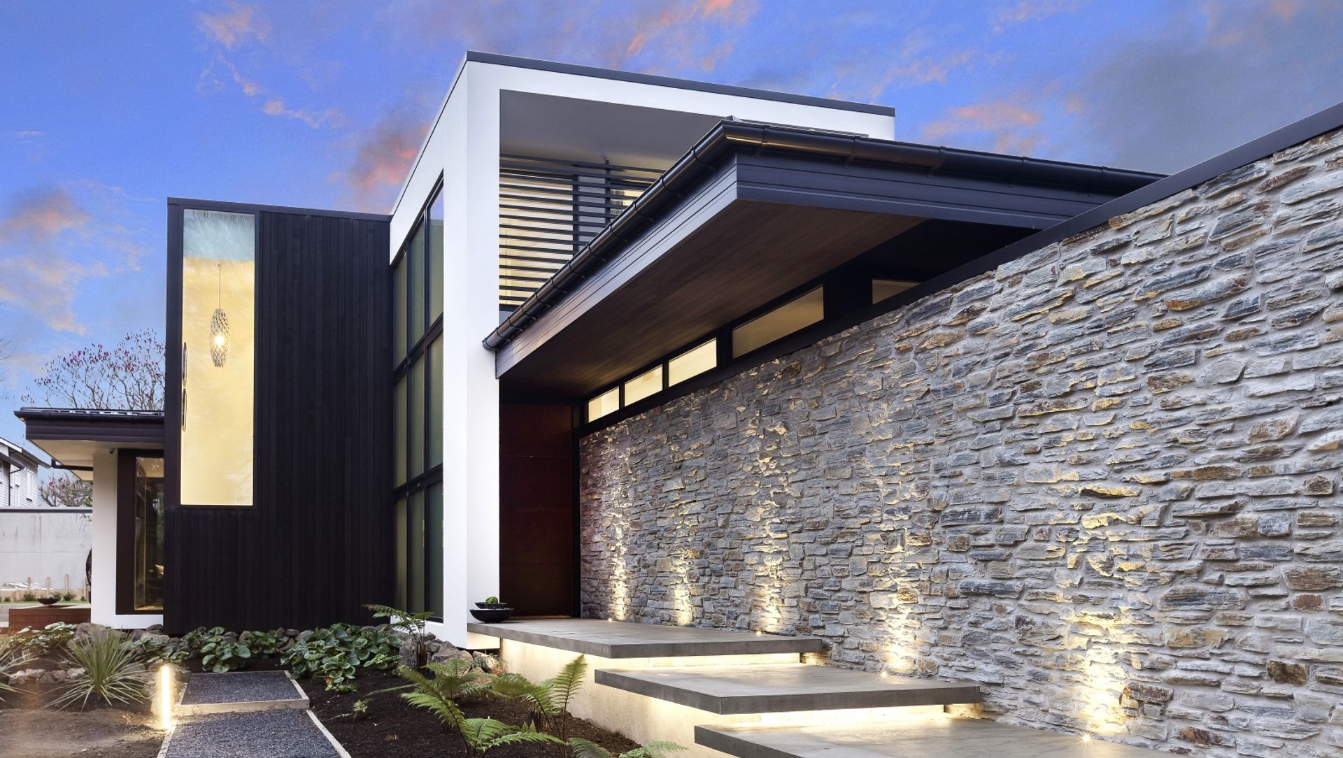 Stone schist family home banner