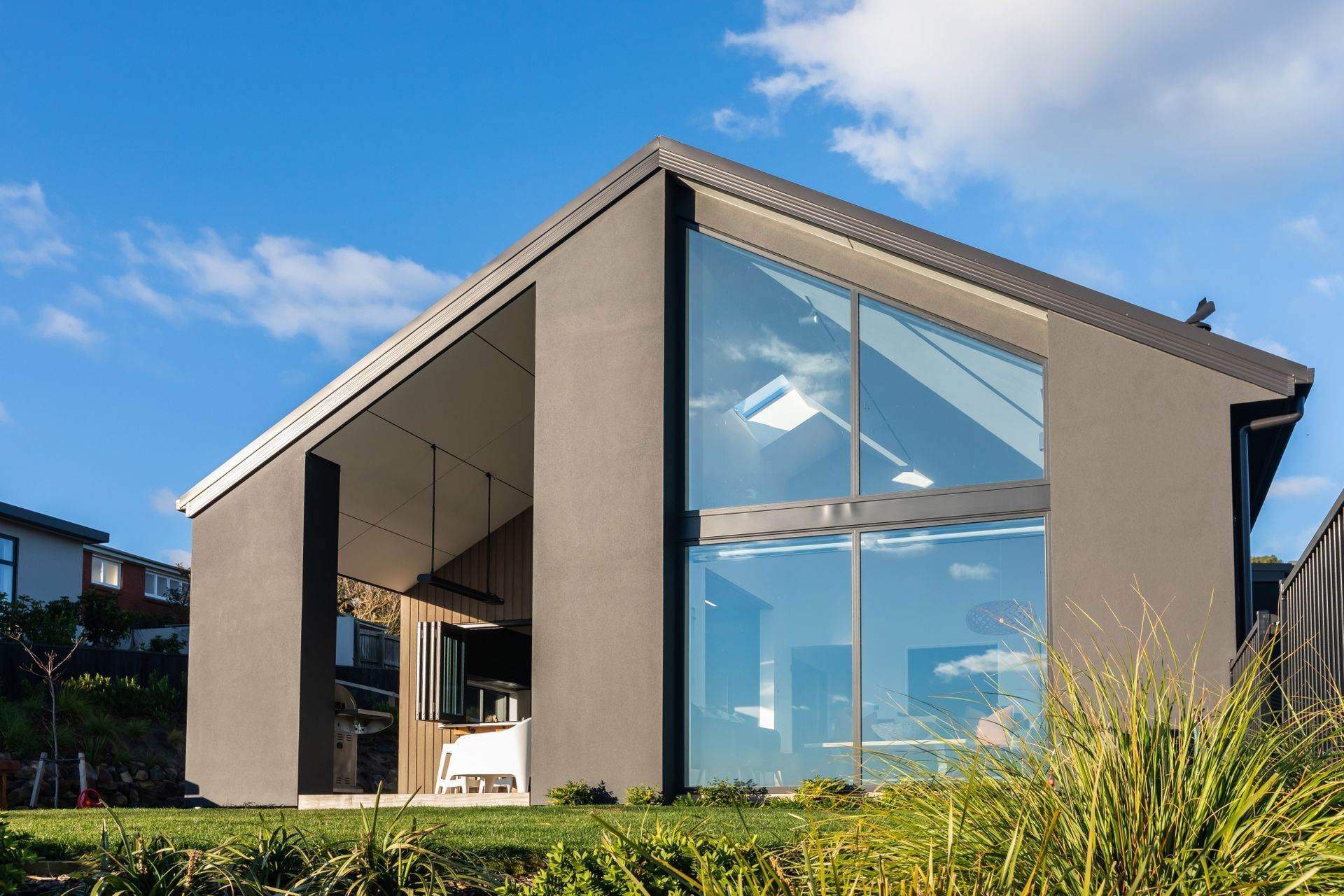 Cashmere - A view to Adventure