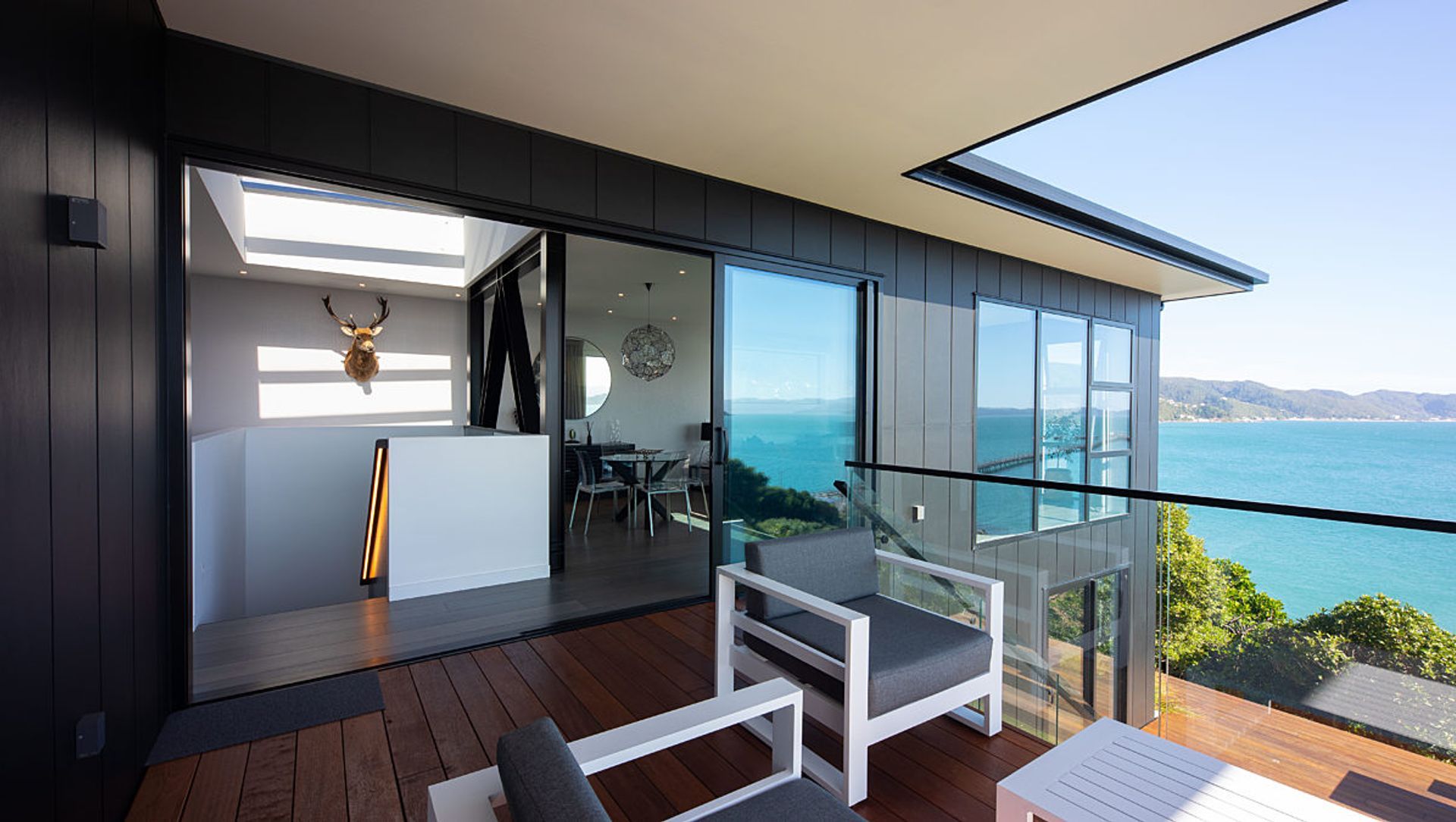 Eastbourne, Wellington banner