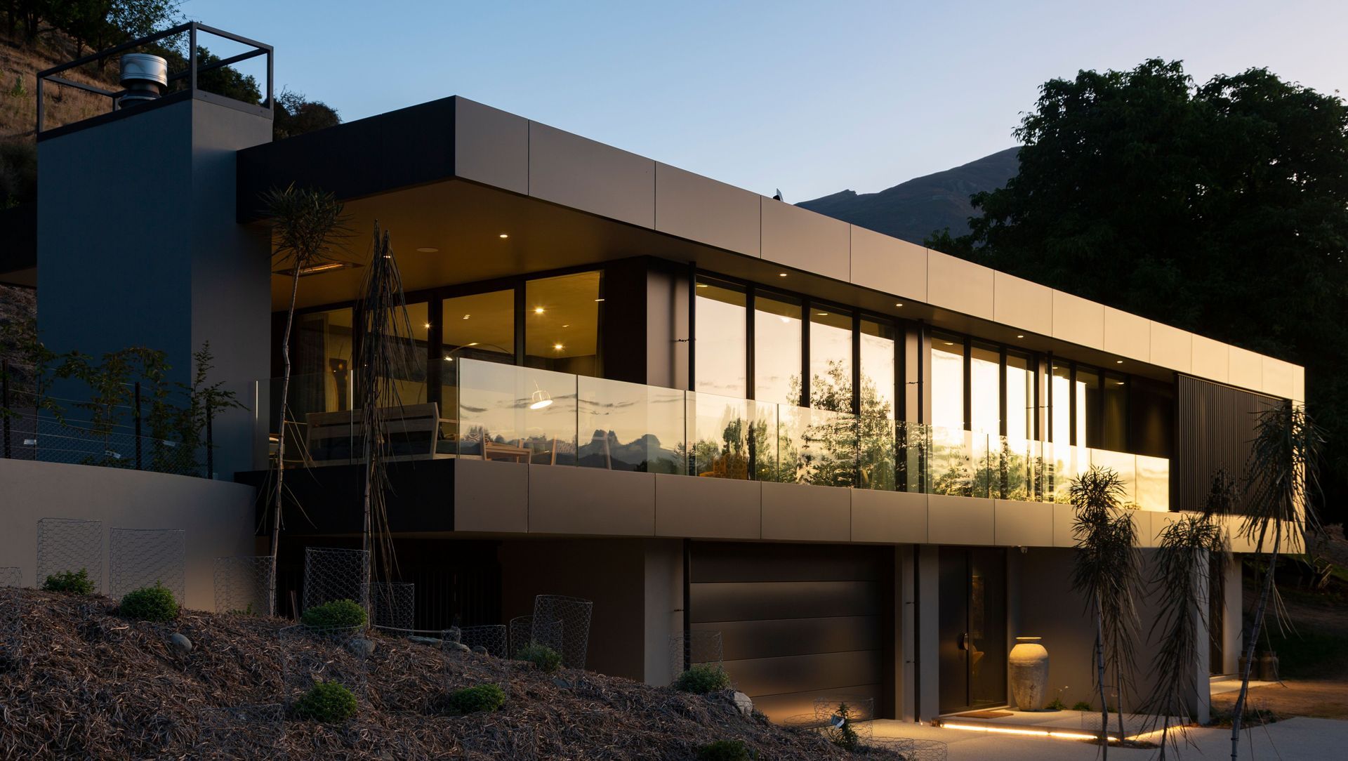 Lake Hayes Queenstown | YBL Builder | Artektus Architure banner