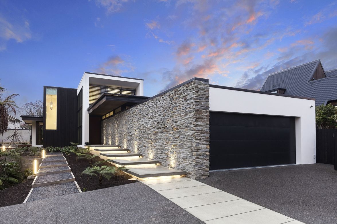 Stone schist family home