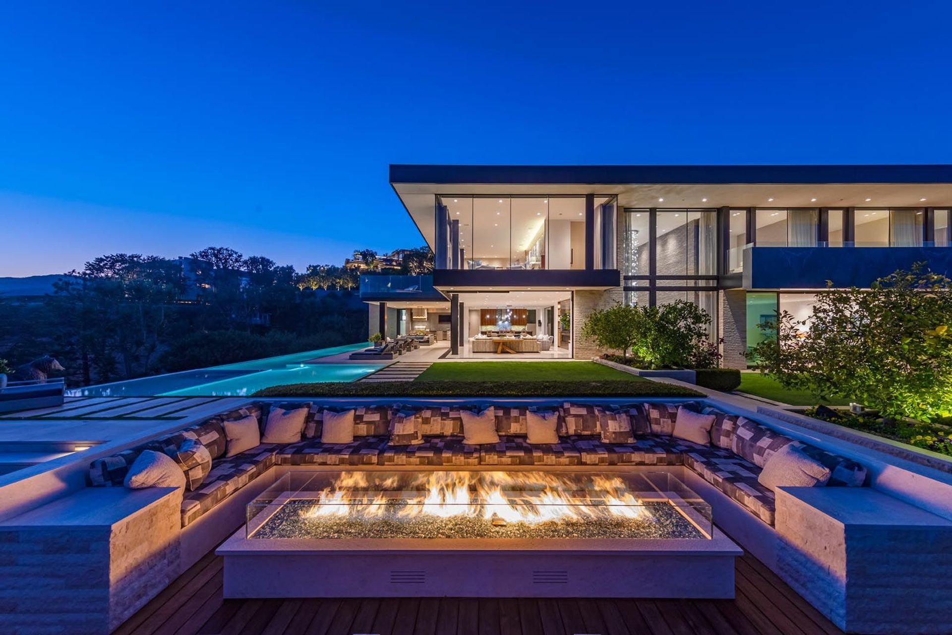 1601casaleroad121.jpg