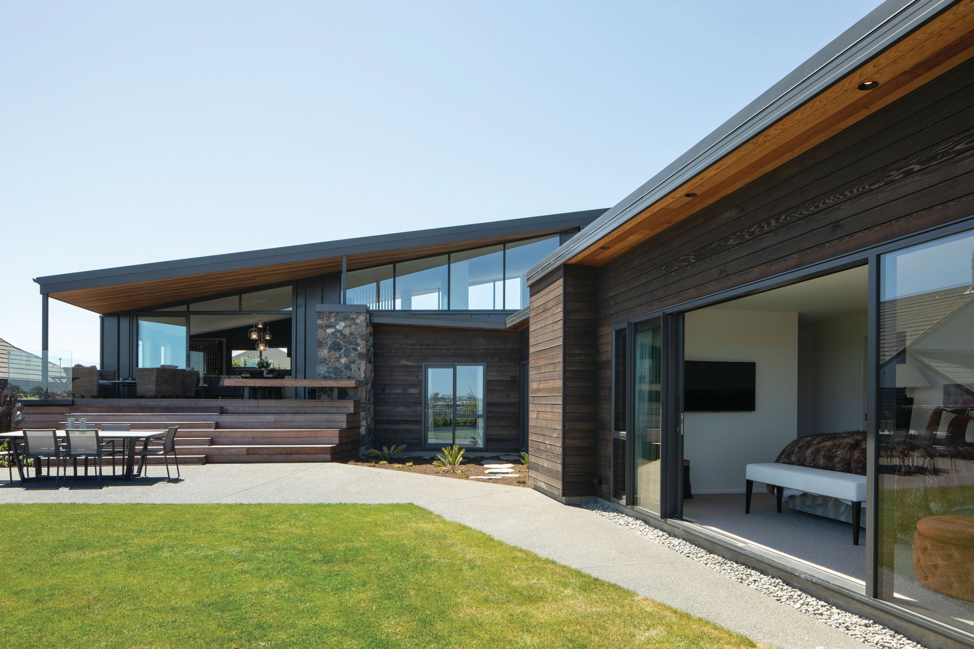 Photographer Credit: Sarah Rowlands