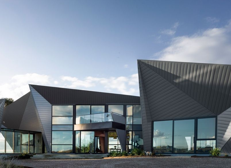 Royd Clan’s Autonomous House | Project of the Month