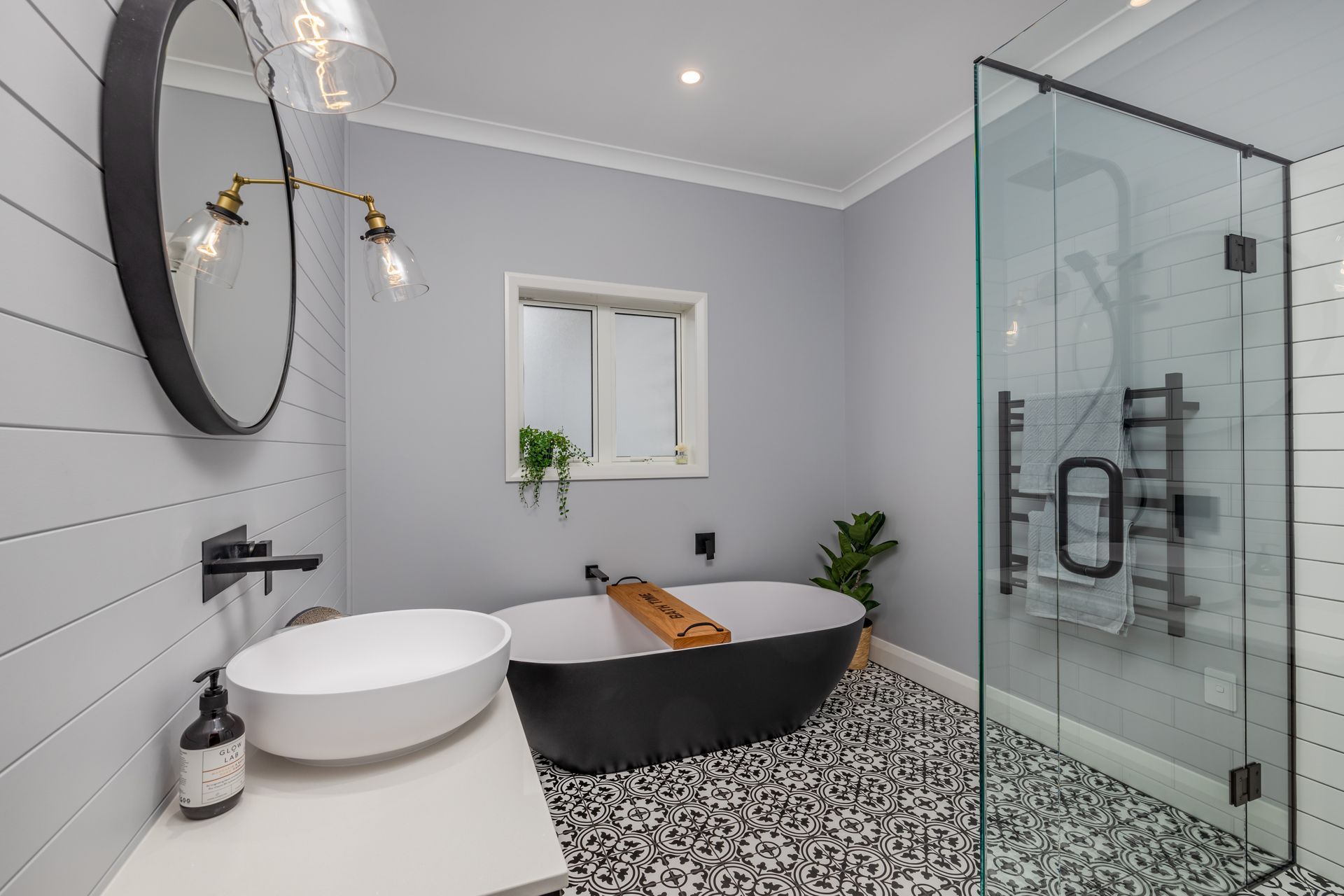 Bayswater + Garage - Far North