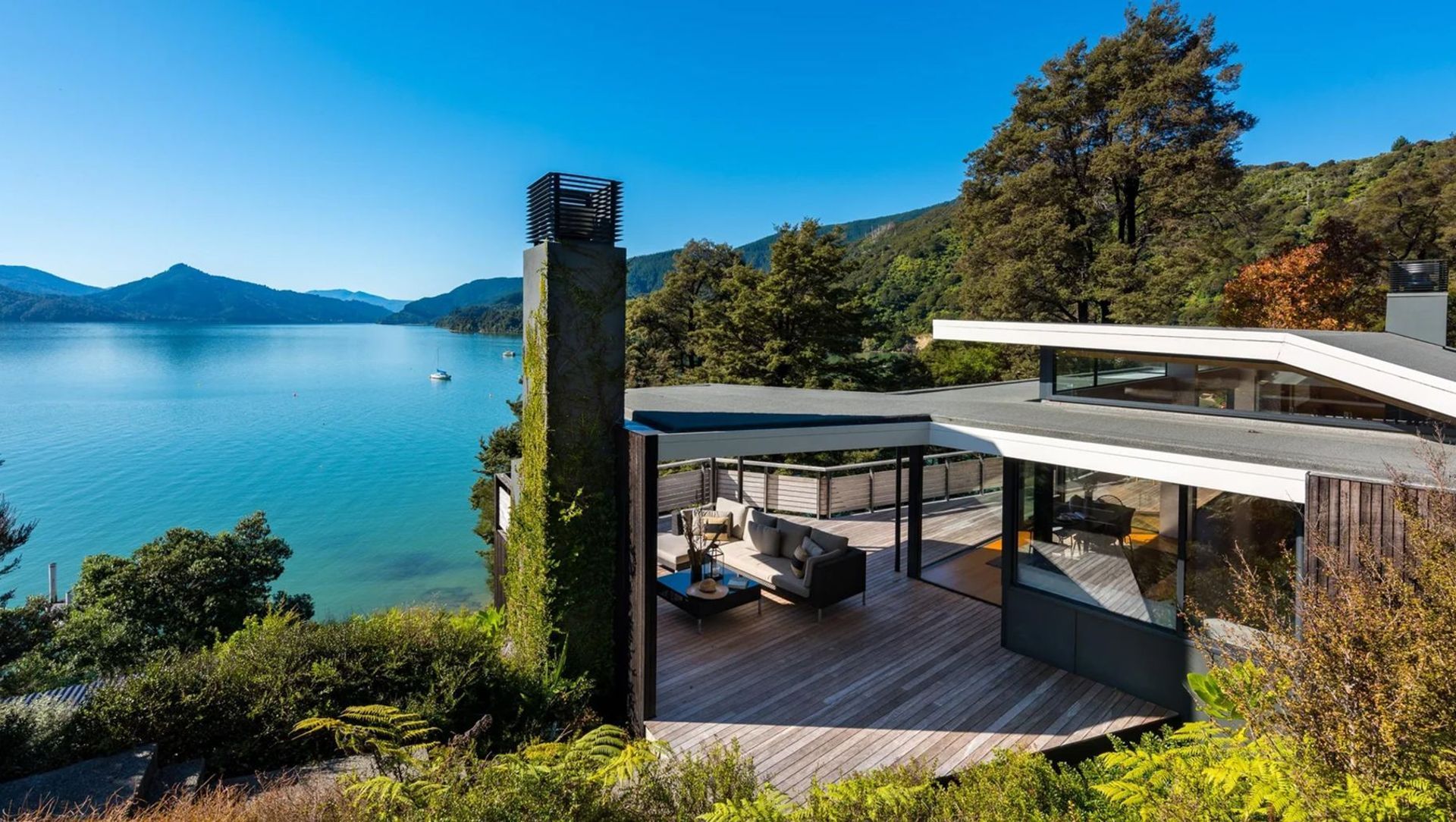 Marlborough Sounds House banner