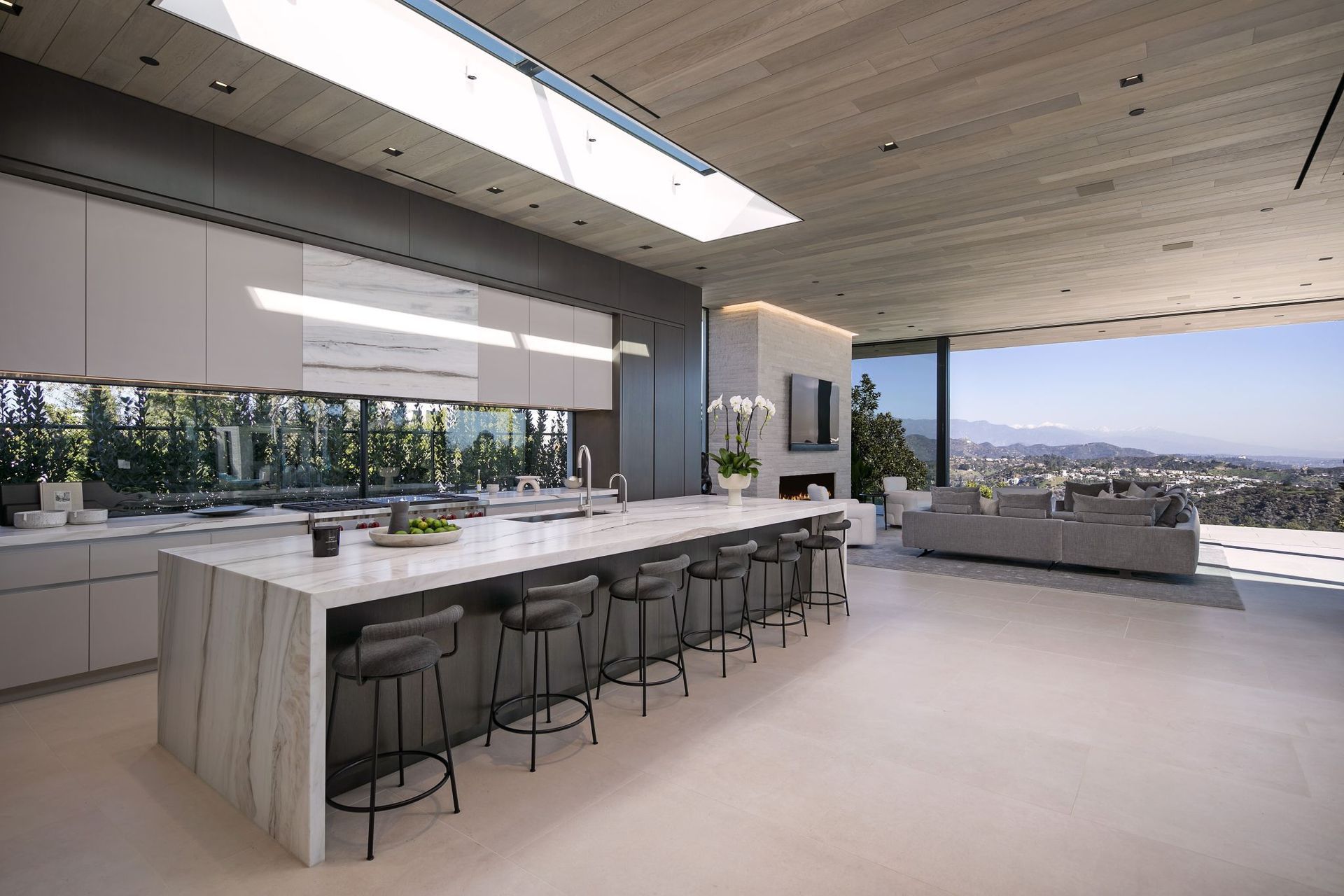 445walkerdr37.jpg