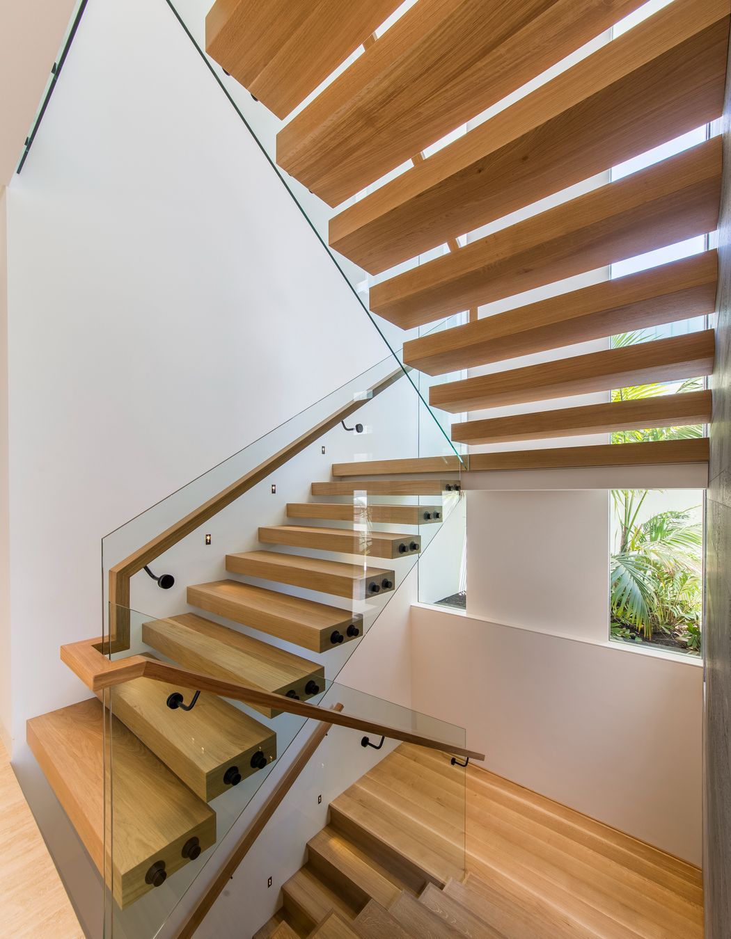 Cantilever Stairs