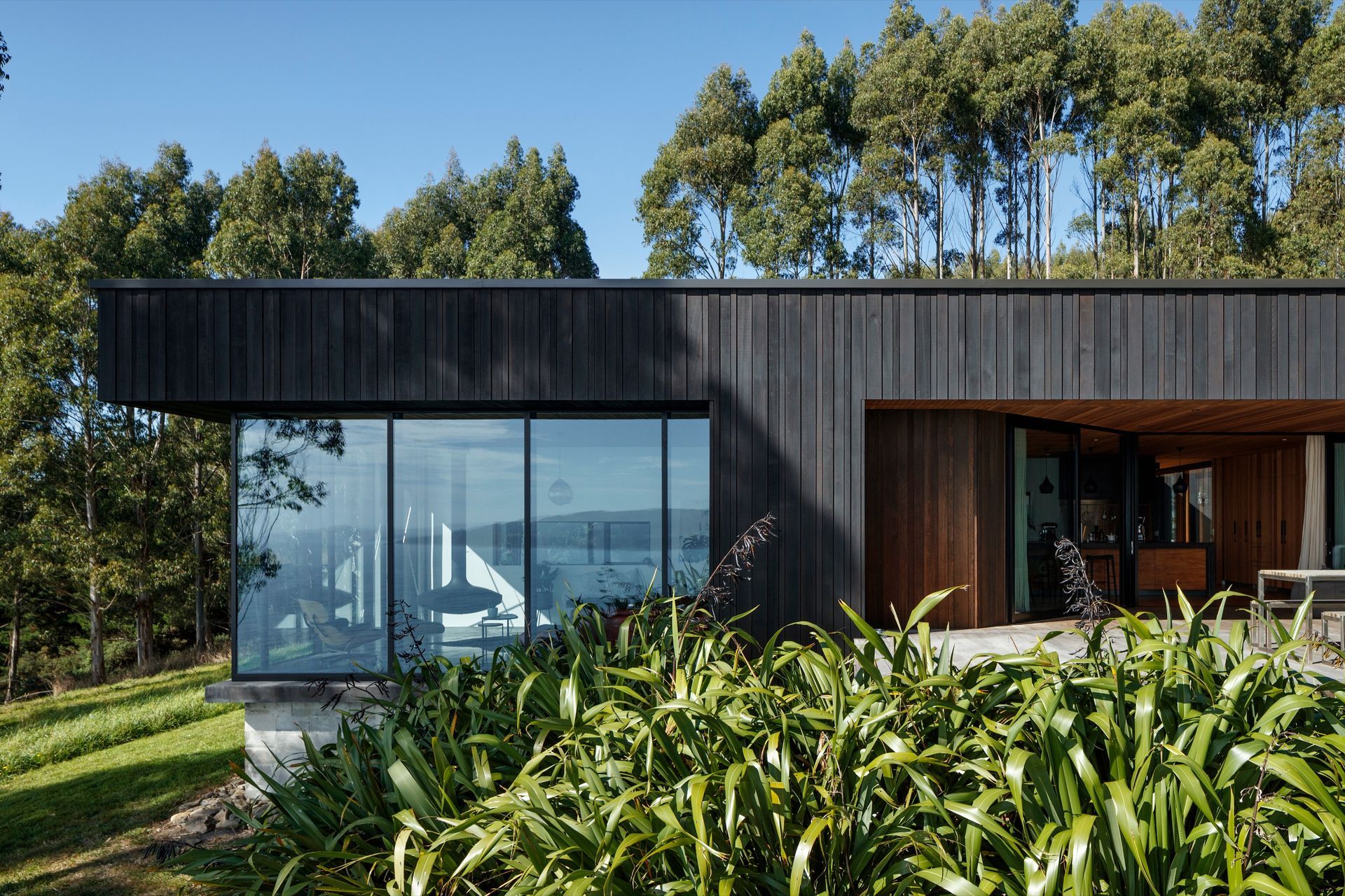 5278-The-Cliffs-Whitaker-Architects-Devitt-2-ap-compressed.jpg