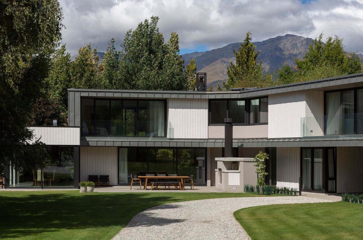 Speargrass, Queenstown