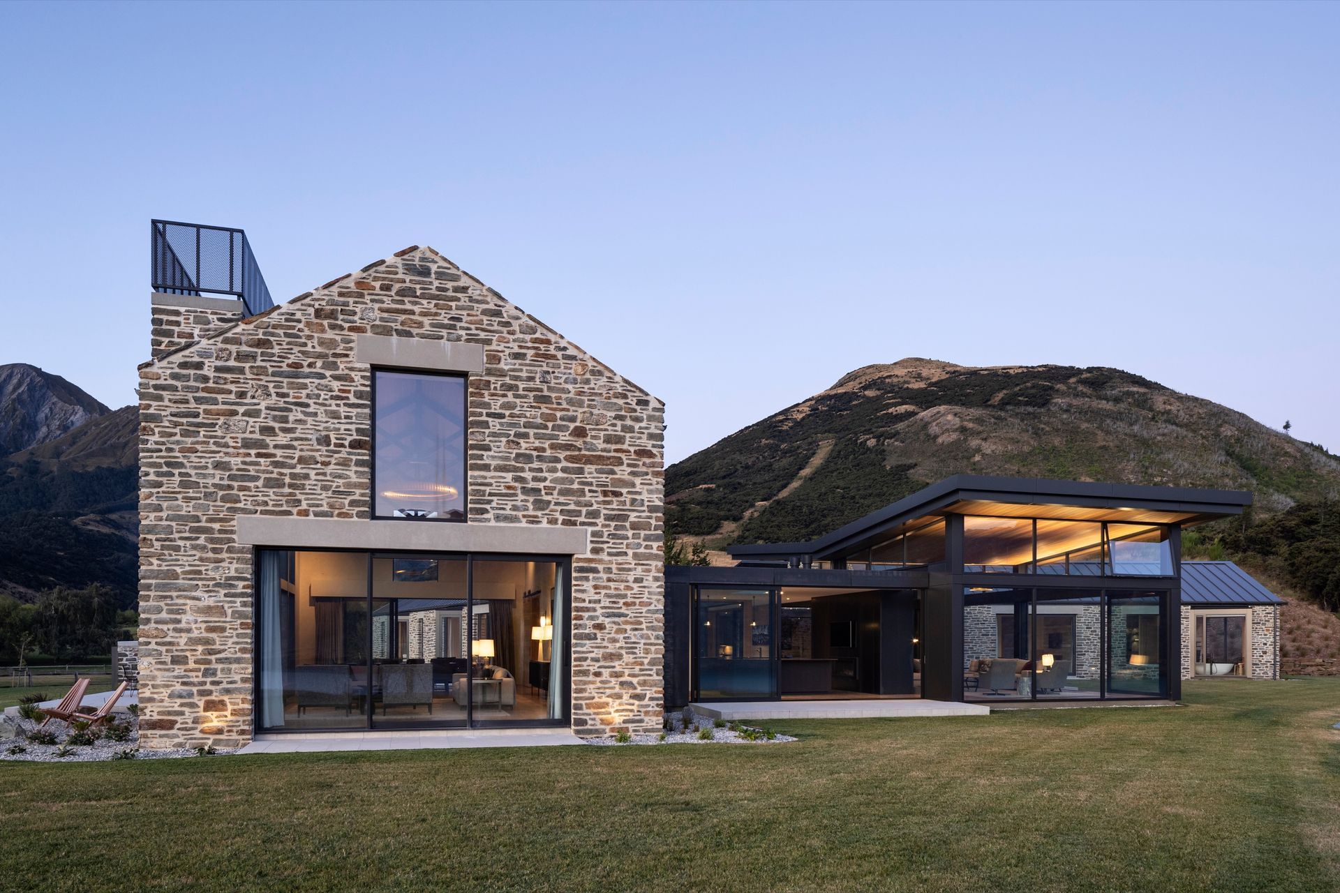 5917-Closeburn-Lodge-Whitaker-Architects-Devitt-26-ap-compressed.jpg