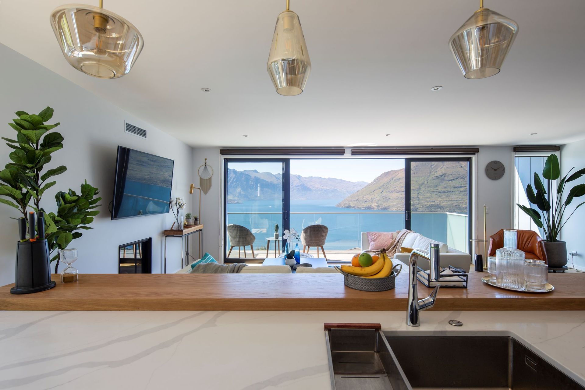 Vanda Place, Kitchen