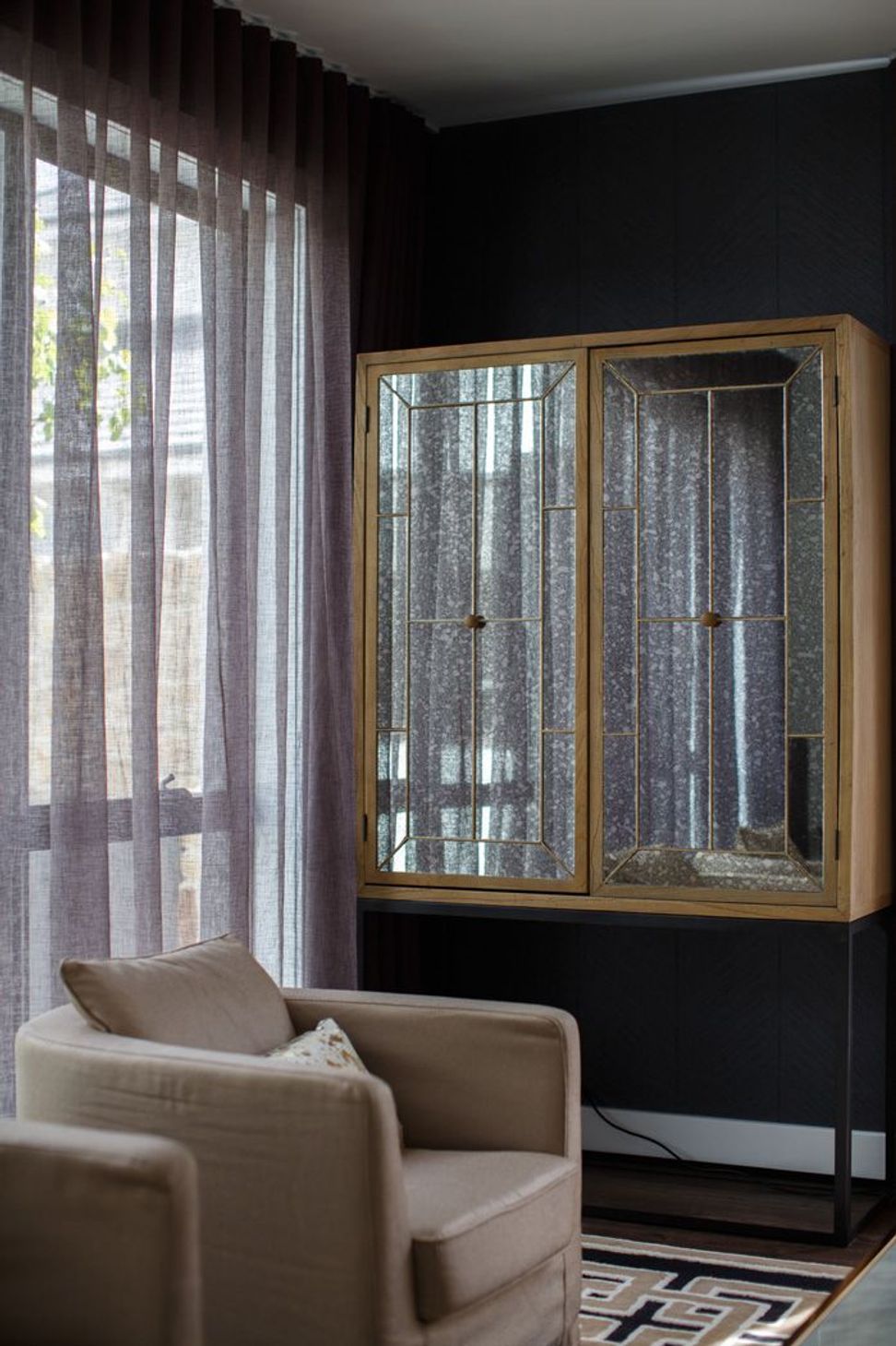 Aria Display Home