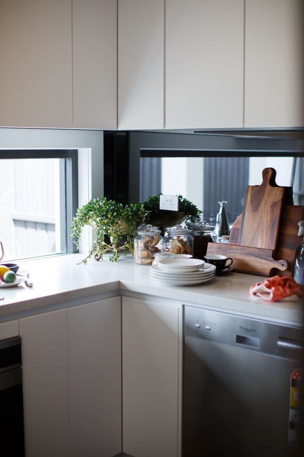 Aria Display Home