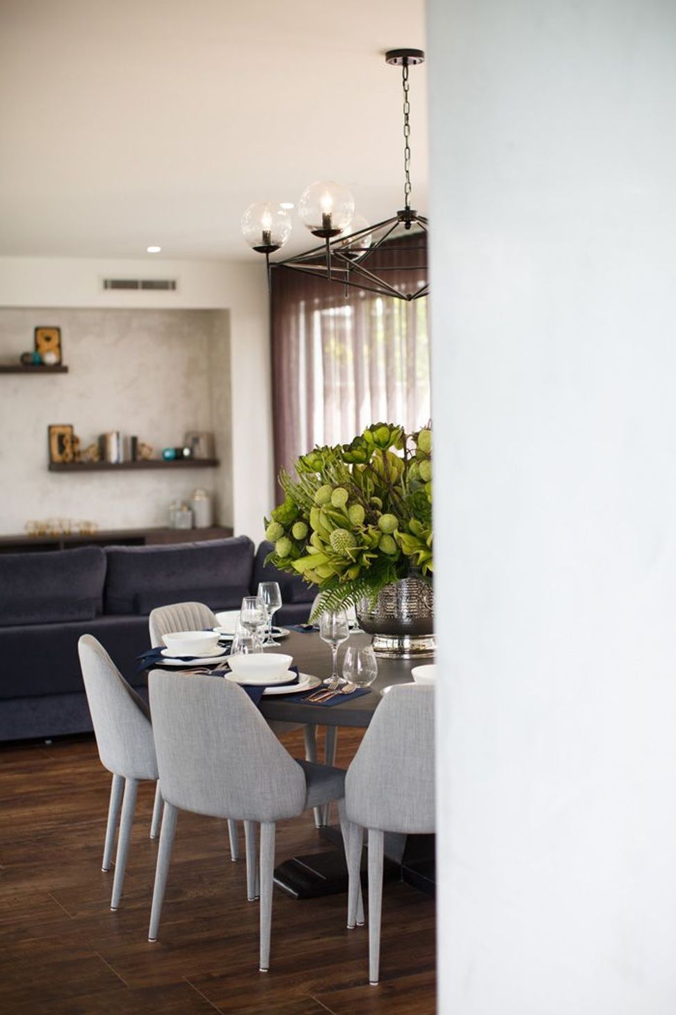 Aria Display Home