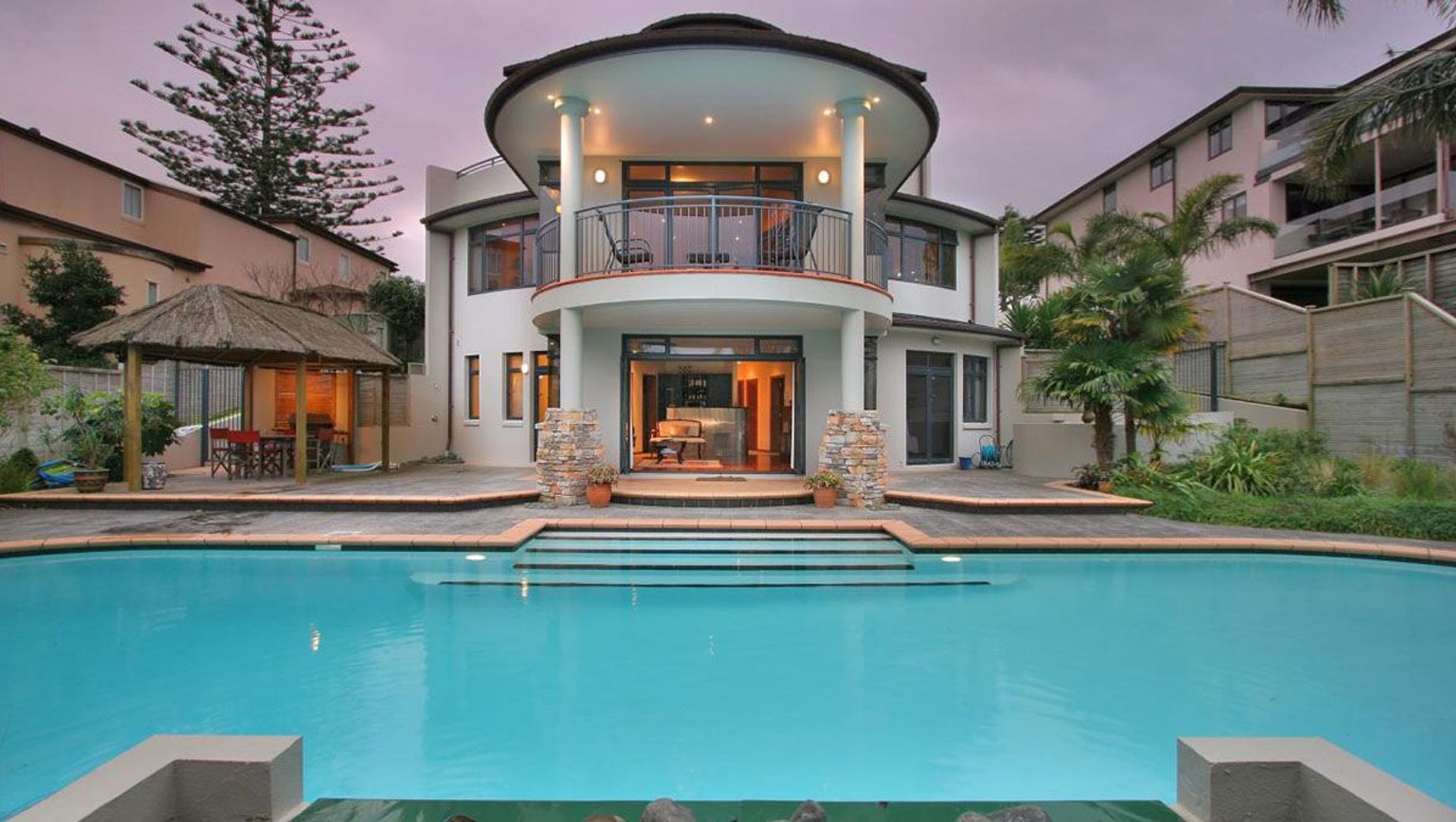 Tuahere Street Residence banner