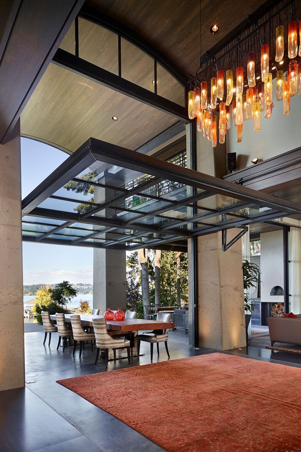 Bon-Appetit-Diagonal-view-of-dining.jpg