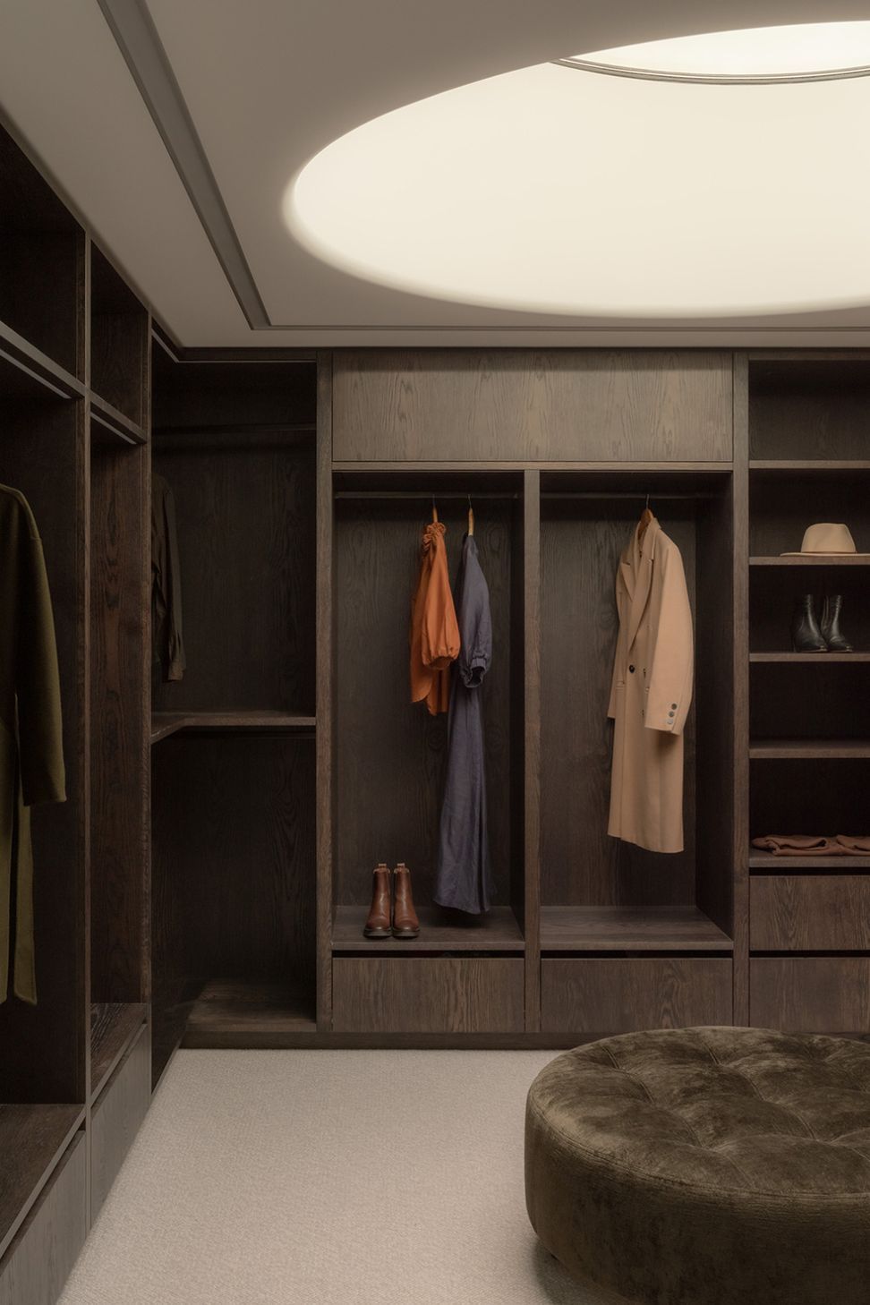 Bramble-CloseCondon-Scott-Architectsmaster-walk-in-wardrobe-1187x1536.jpg