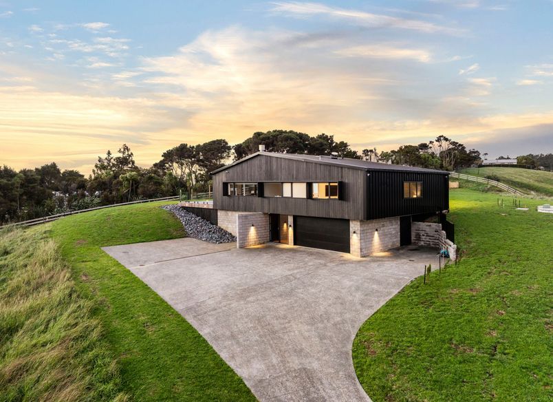 Skyfall - Modern Design