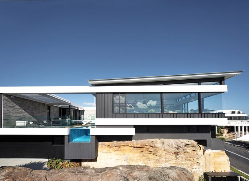 Double-Halo House | Project of the Month