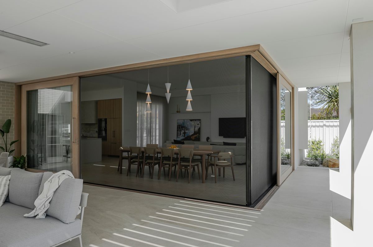 Centor Screens - Cedar West