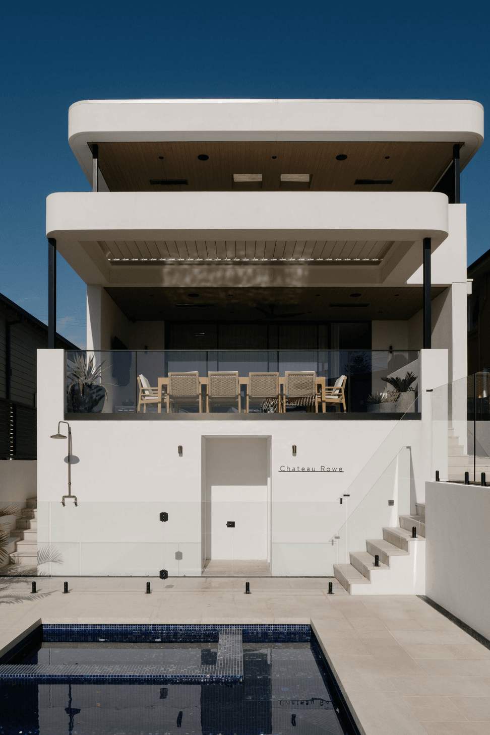 Freshwater-Northernbeaches-Sydney-InteriorDesign-luxurystudiobelle-luxuryhomes-LuxuryPoolArea.png
