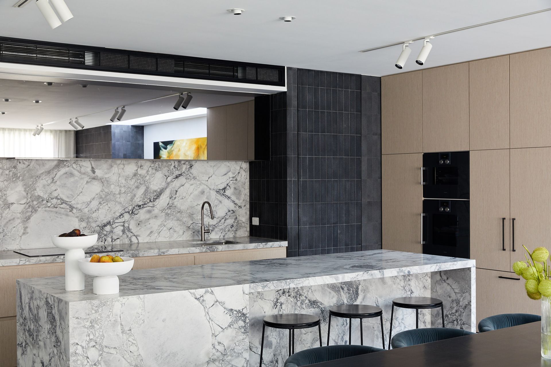 Grey-Granite-Tiles-Kerford-House-kitchen.jpg