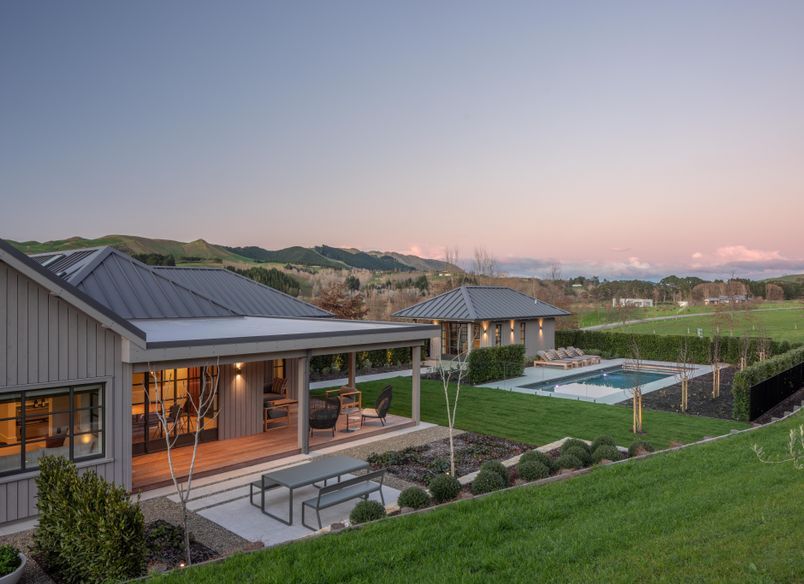 Euchre Lodge - Black Barn Luxury Retreat