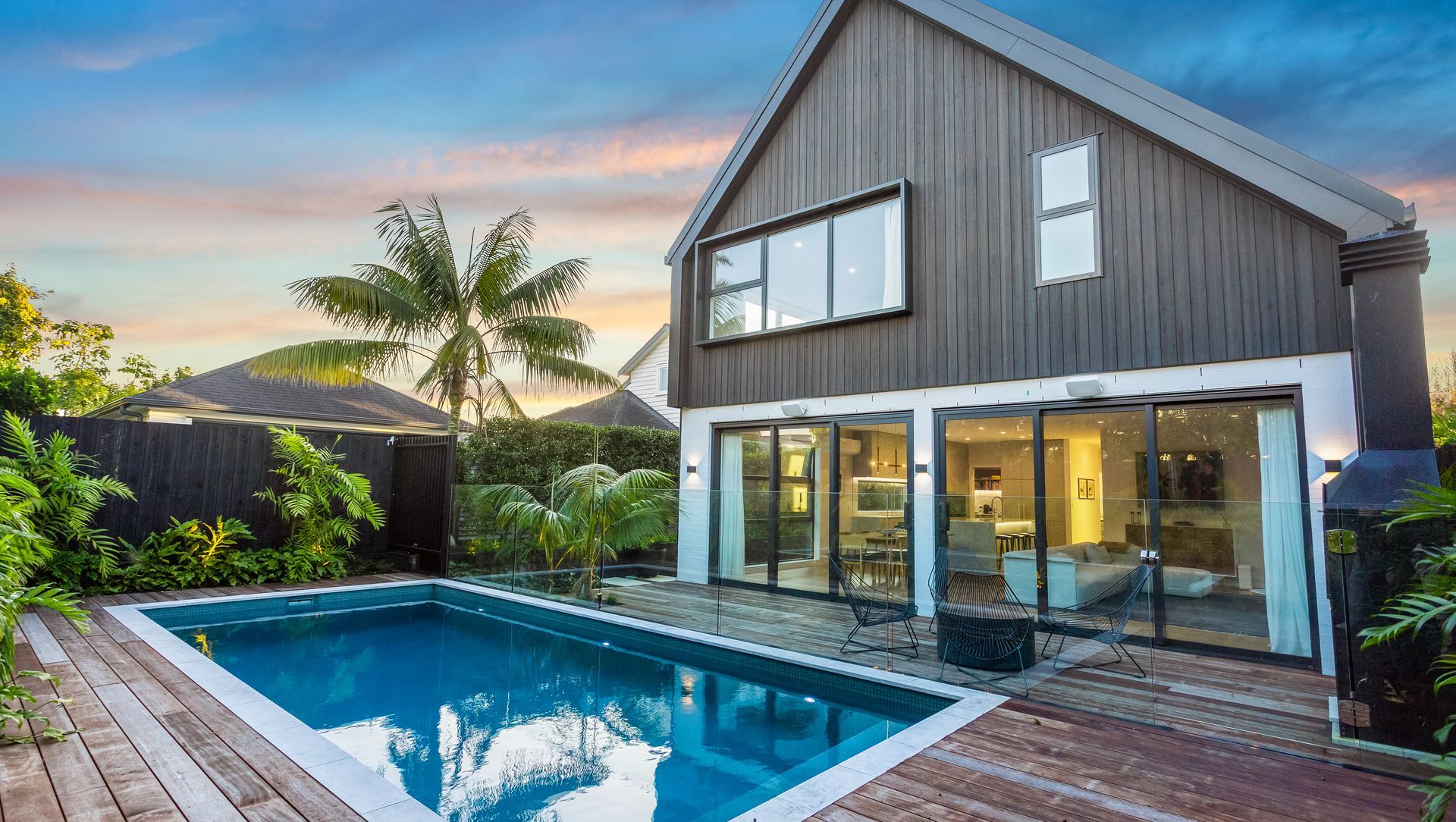 Luxury Oasis on Lemington banner