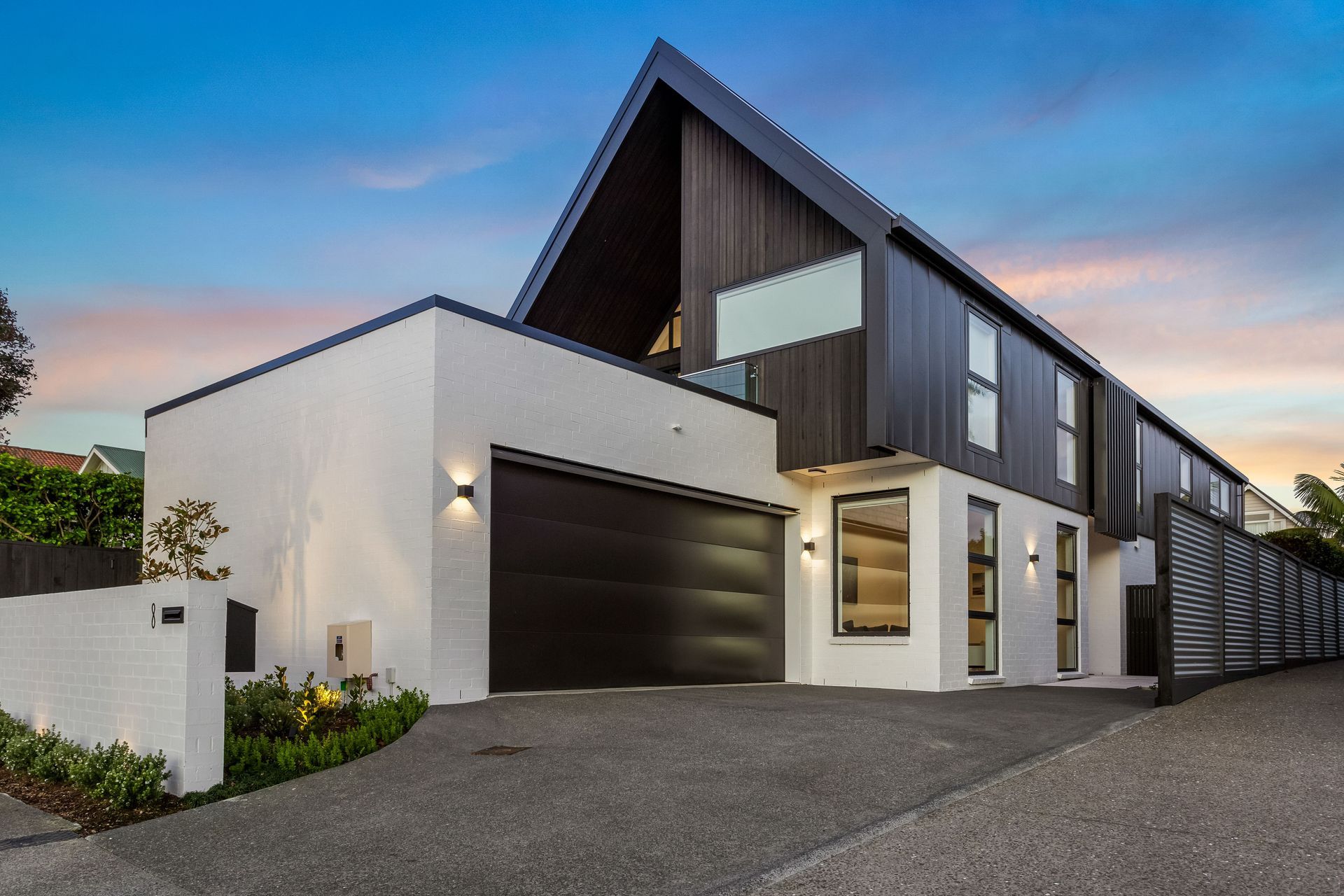 Luxury Oasis on Lemington