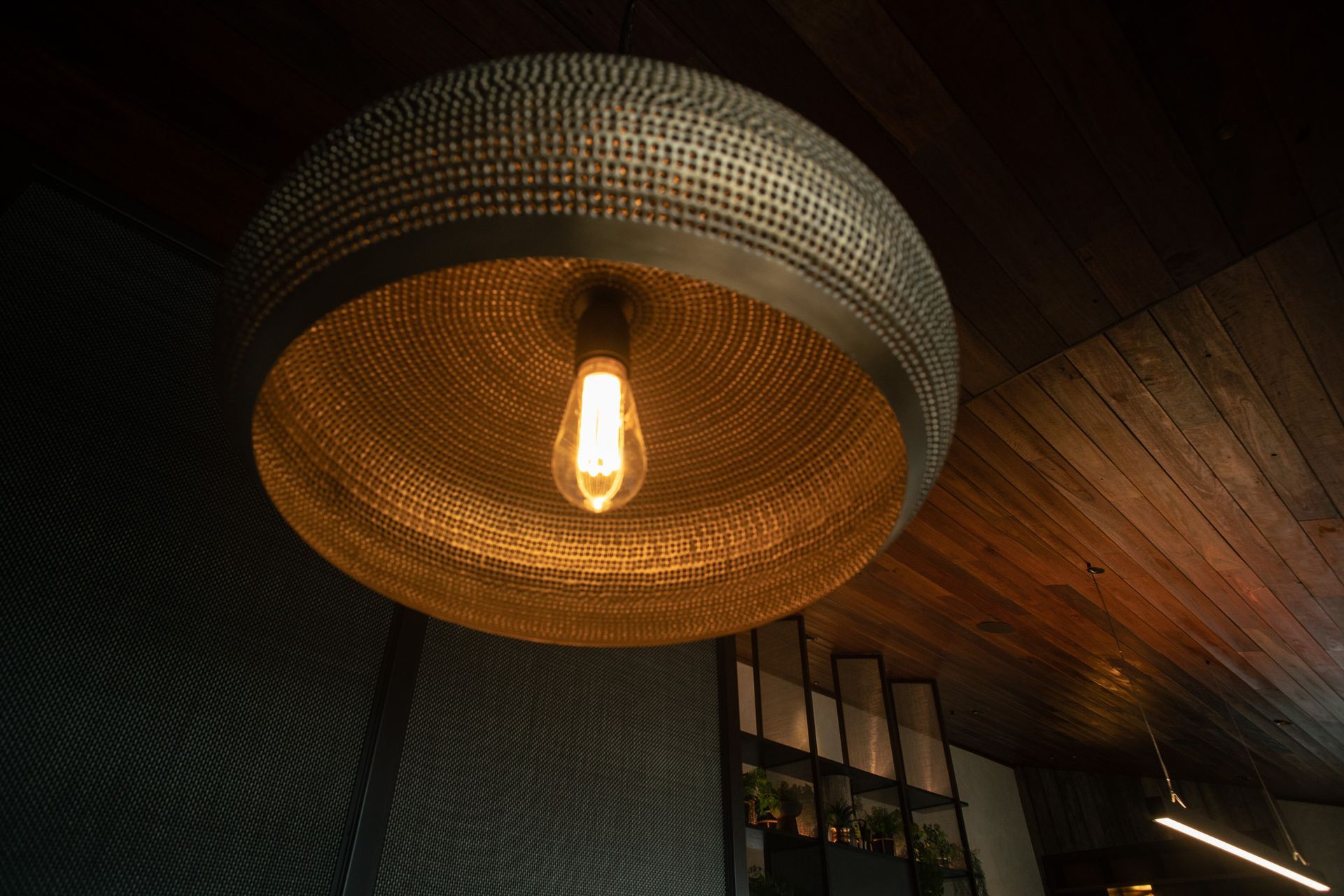 Dining table pendant