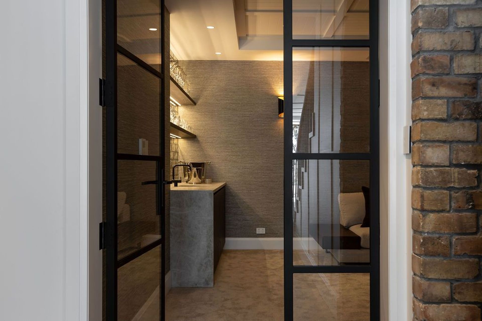 Sarsfield Street residence