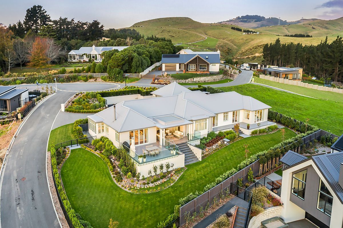 CUSTOM ORB®: Crowning a Multi-Award-Winning Home