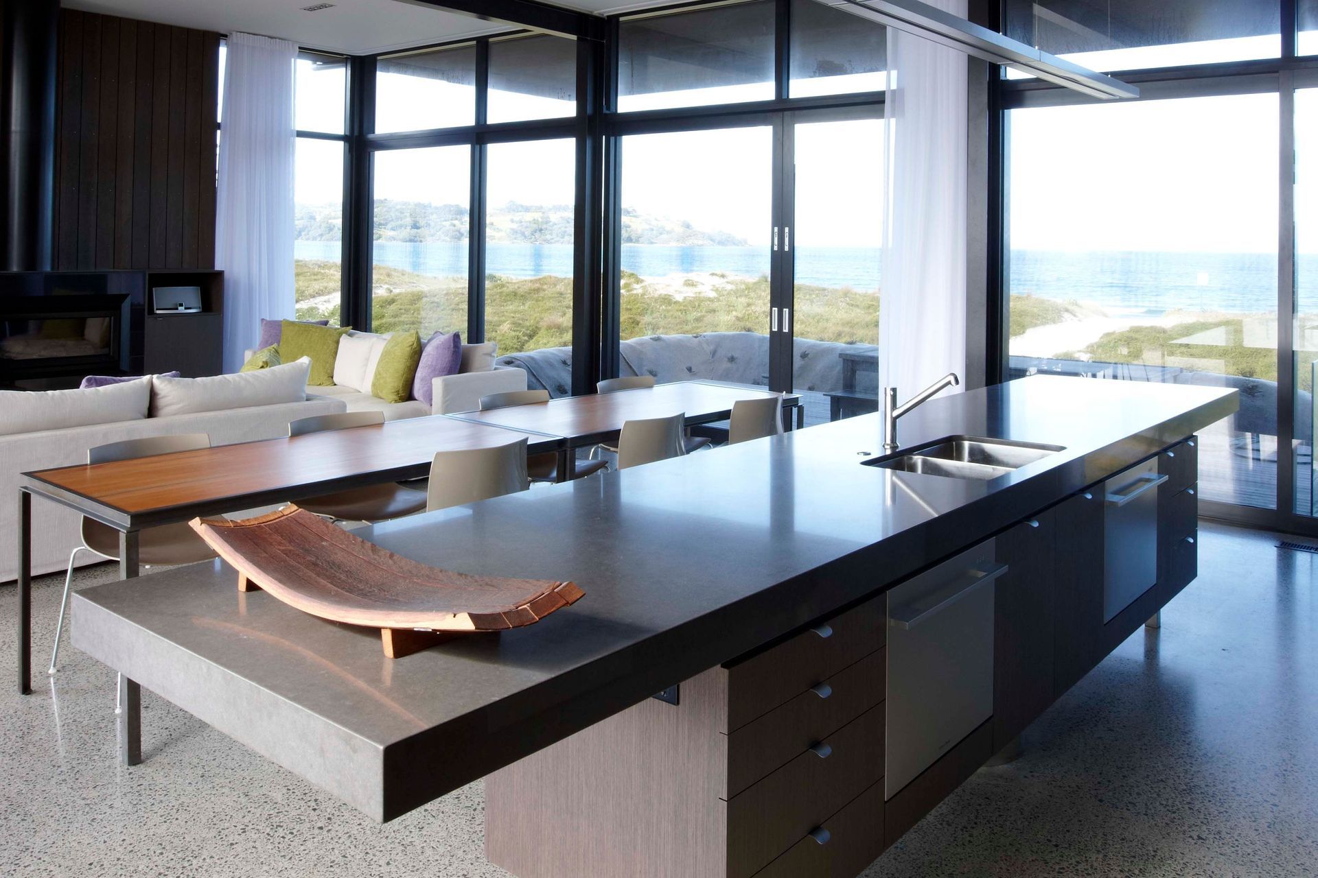 Open and Easy Access, Omaha