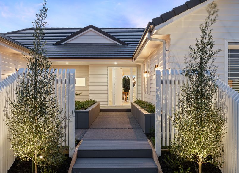 Hamptons-Style Luxury In The Bay Of Plenty