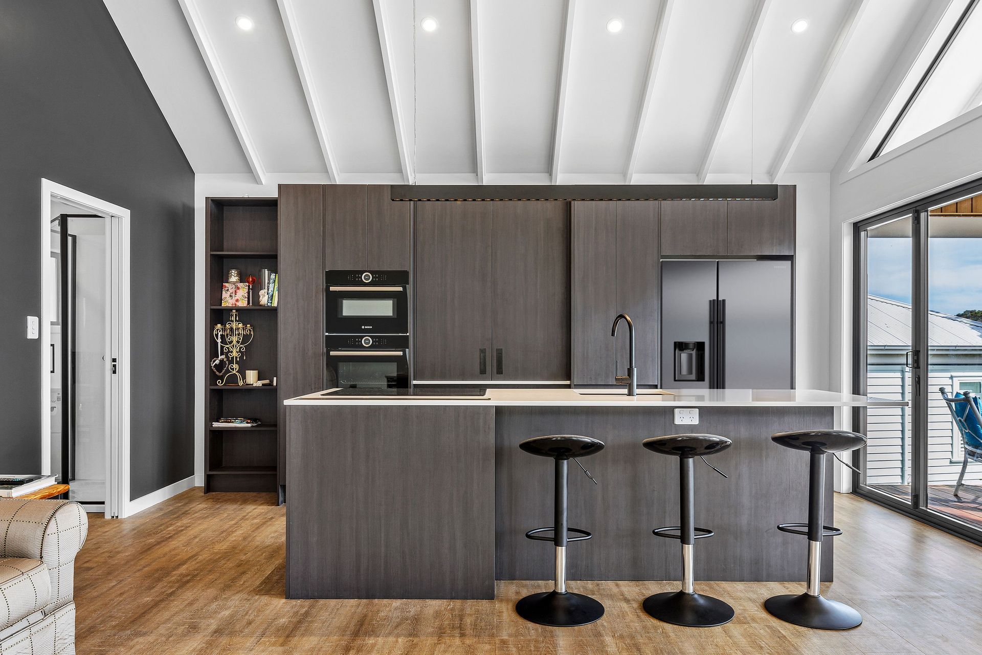 Vipond Rd, Stanmore Bay