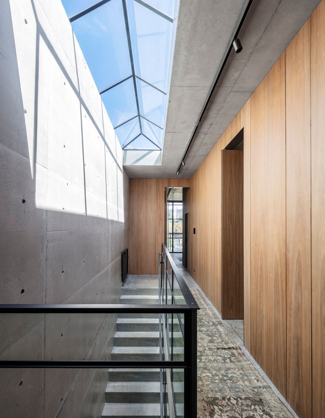 Carlotta, Double Bay