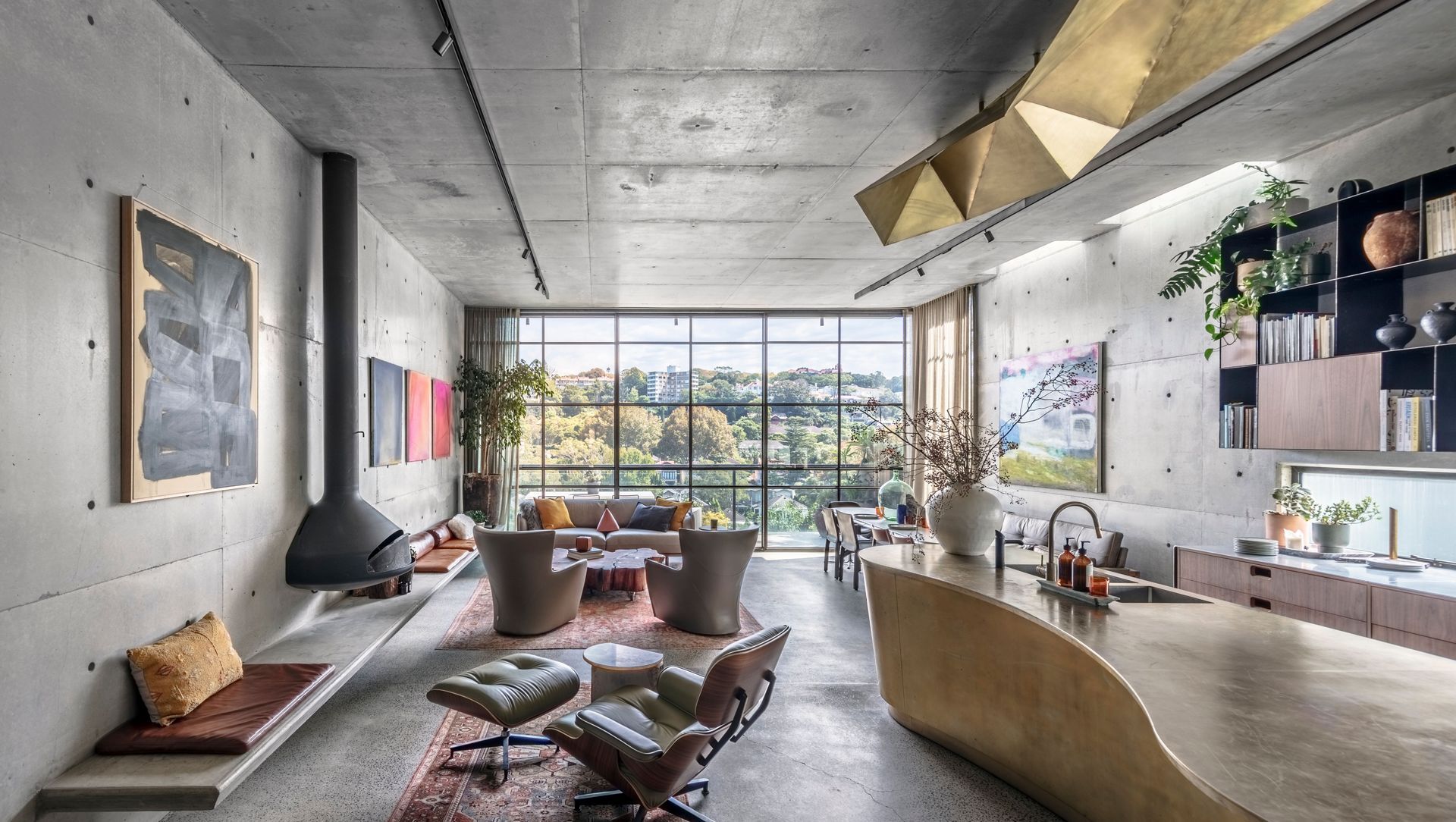 Carlotta, Double Bay banner