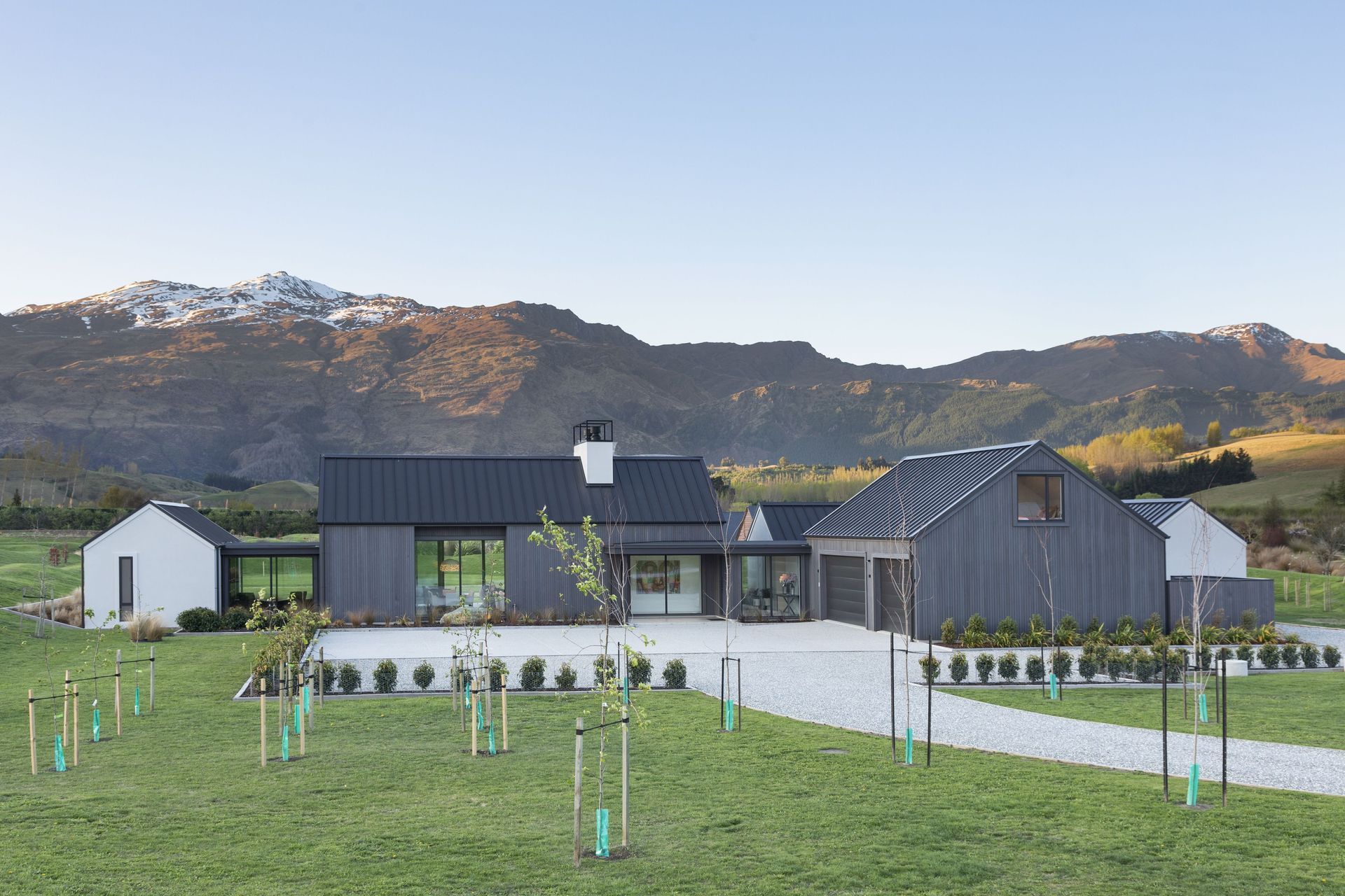 Lower Shotover Road House