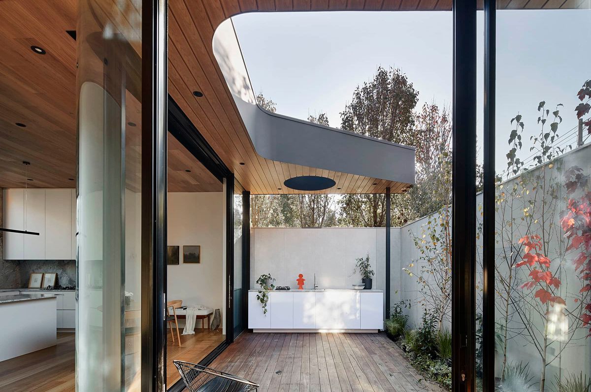 Envelop House